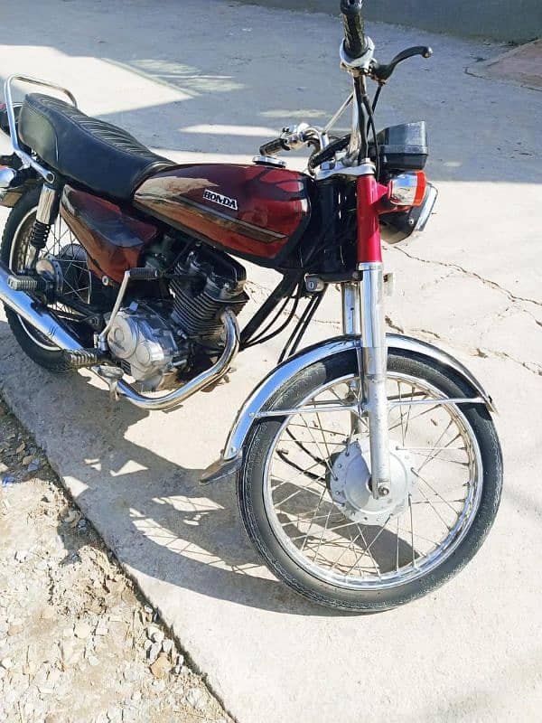 honda 125 model 2013 new condition 2