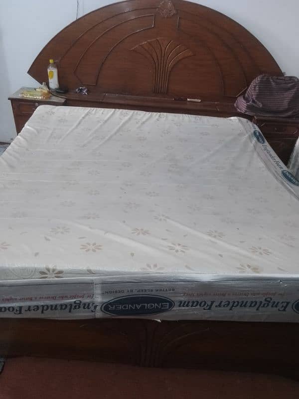 Englander Moltey Foam for King Bed (Large Size) 2