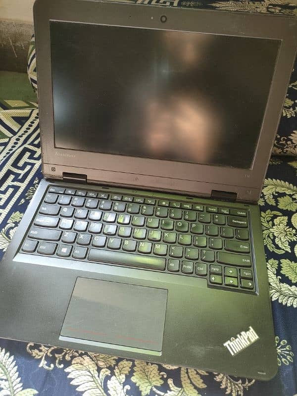 Lenovo 11e 1