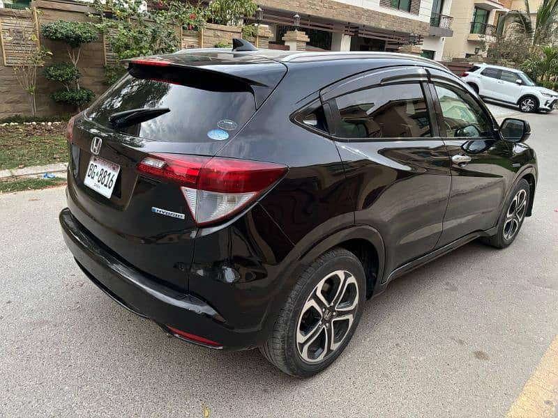 Honda Vezel 2015 3