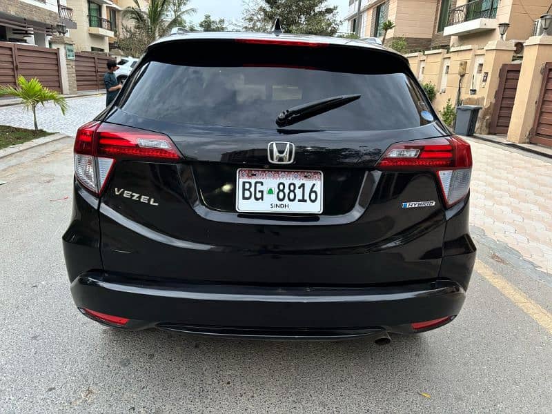 Honda Vezel 2015 6