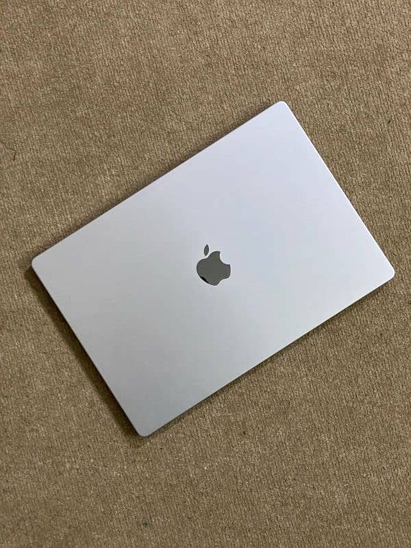 Macbook Pro M1 Max 0