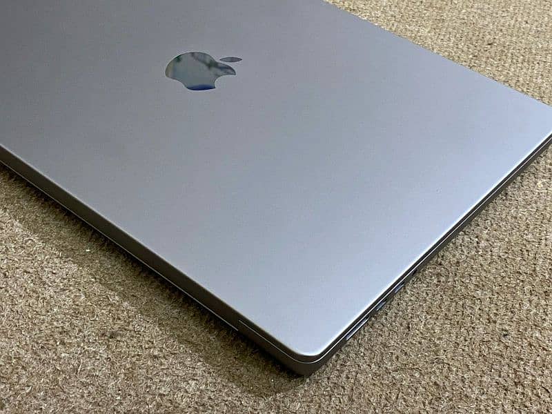 Macbook Pro M1 Max 5