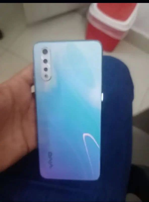 vivo s1 8GB RAM 256 GB memory 1