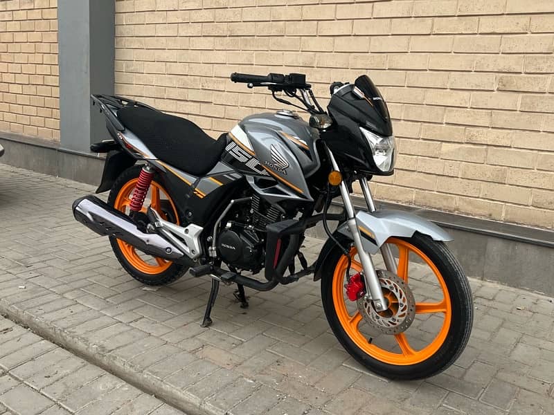 Honda cb 150f 2022 4