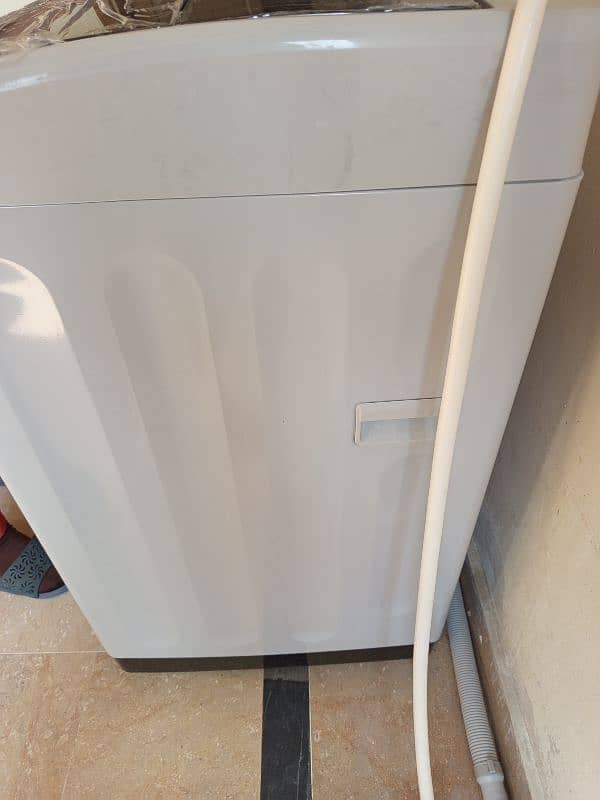 Haier Fully Automatic Washing Machine 8kg 4