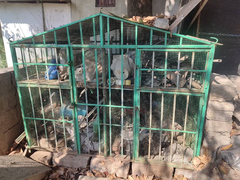 Hen Cage and metal Giraj for sale 0