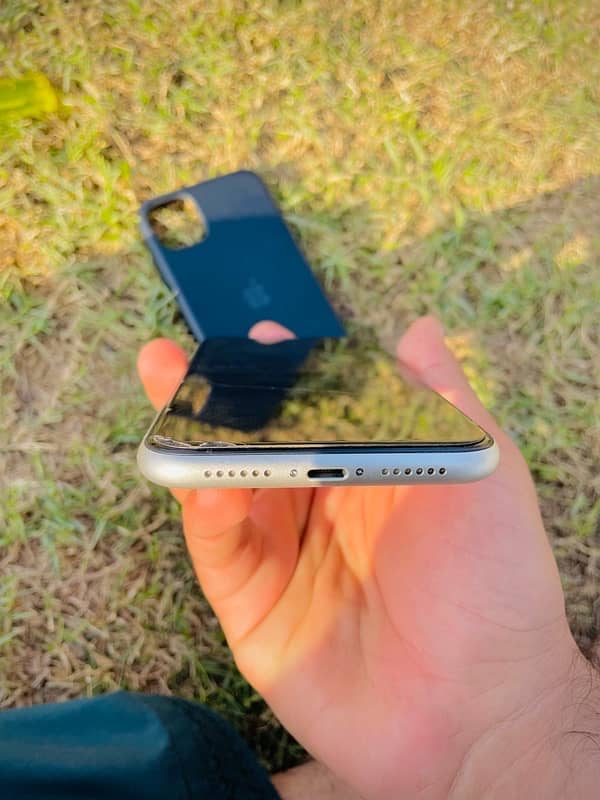 iphone 11 64gb non pta 1