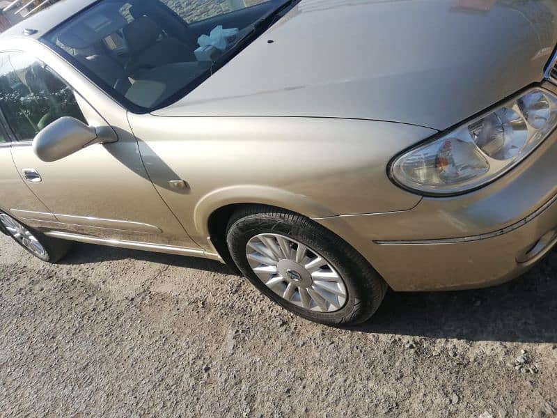 Nissan Sunny 2005 3