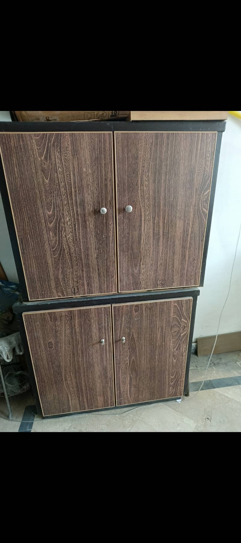 Wooden cabinets, wardrobe,drawer cabinets for sale in good and low pri 2