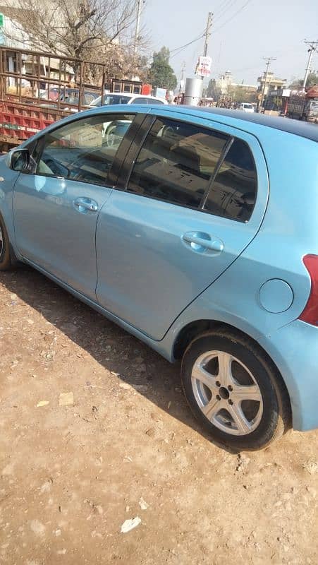 Toyota Vitz 2009 3