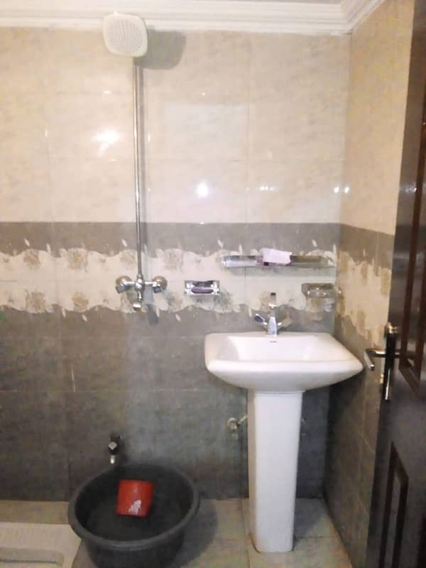 06 MARLA LOWER PORTION FOR RENT IN JOHAR TOWN LAHORE 5