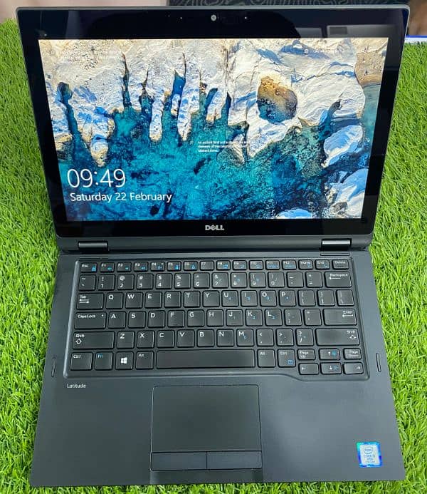 Dell LATITUDE 7390 - 13.0 LED -  TOUCHSCREEN 360° - 1