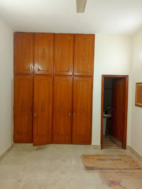 05 MARLA LOWER PORTION FOR RENT IN JOHAR TOWN LAHORE 0