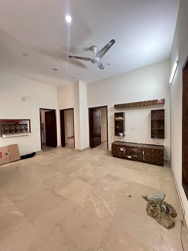 06 MARLA SEPARATE GATE LOWER PORTION FOR RENT IN JOHAR TOWN LAHORE 7