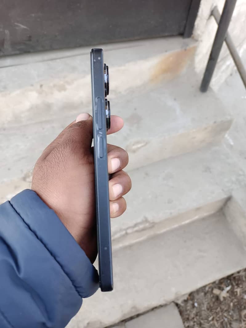 Xiaomi Redmi Note 13 Pro 1