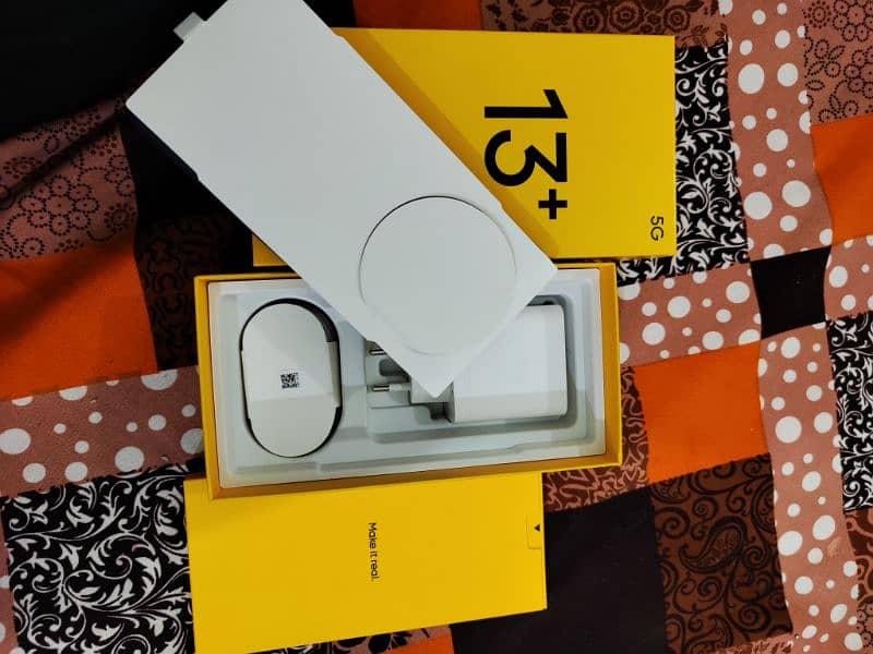 realme 13+ plus 12/256 gb open box urgent sale 2