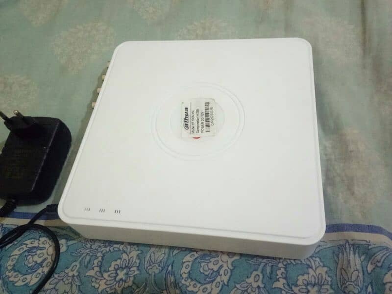 Brand New Dhua 8chanel latest model dvr 4