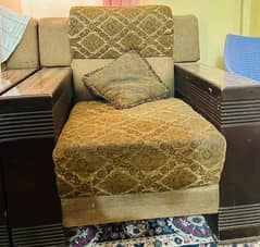 5 Seater Sofa with table for sale