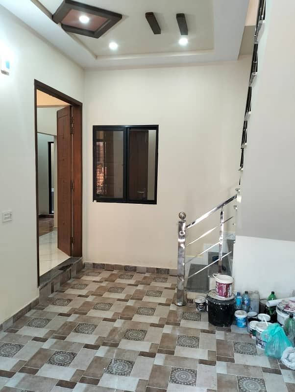 3 Marla house for rent in AL Rehman Garden phase 4 near jallo park main canal road Lahore 1