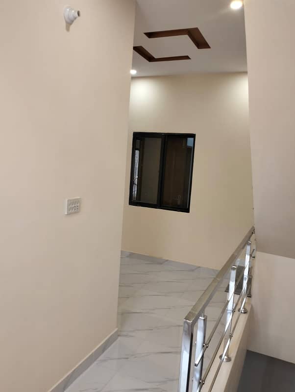 3 Marla house for rent in AL Rehman Garden phase 4 near jallo park main canal road Lahore 10