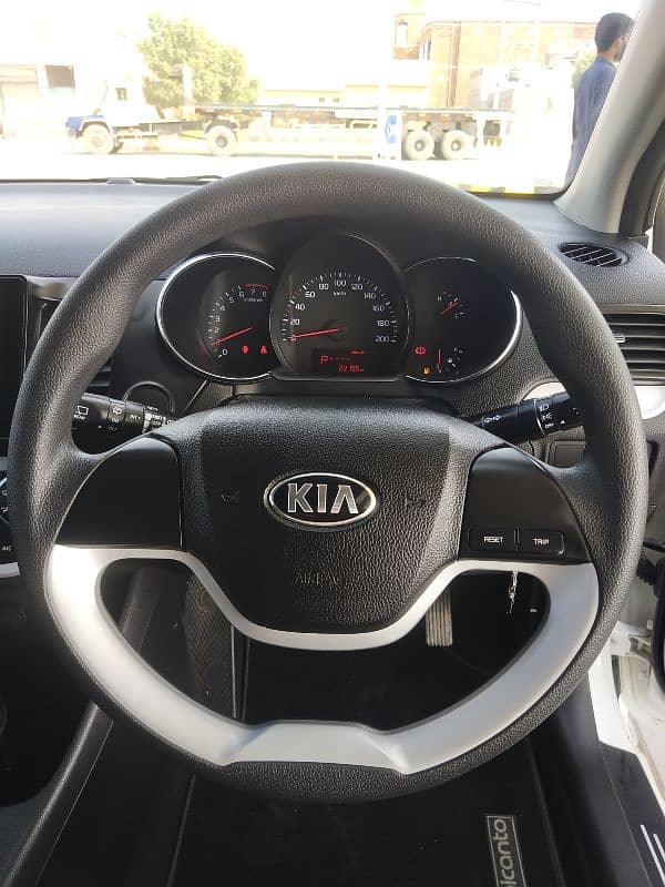 KIA Picanto AT 2022 7