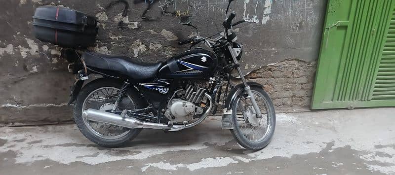 150 Suzuki motorcycle 0