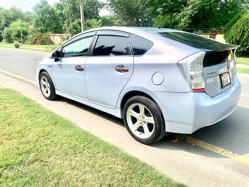 Toyota Prius 2013 2