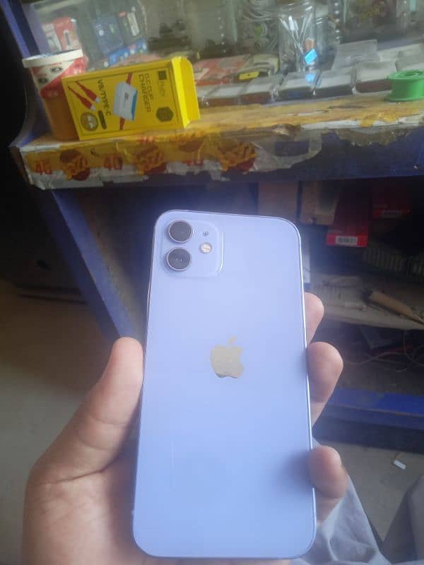 iPhone 12 64gb jv  box b ha 10 by 10 0