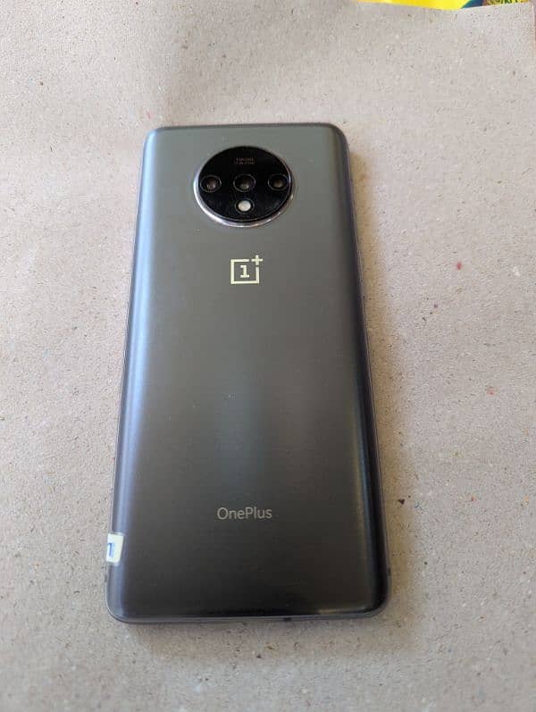 OnePlus 7T 1