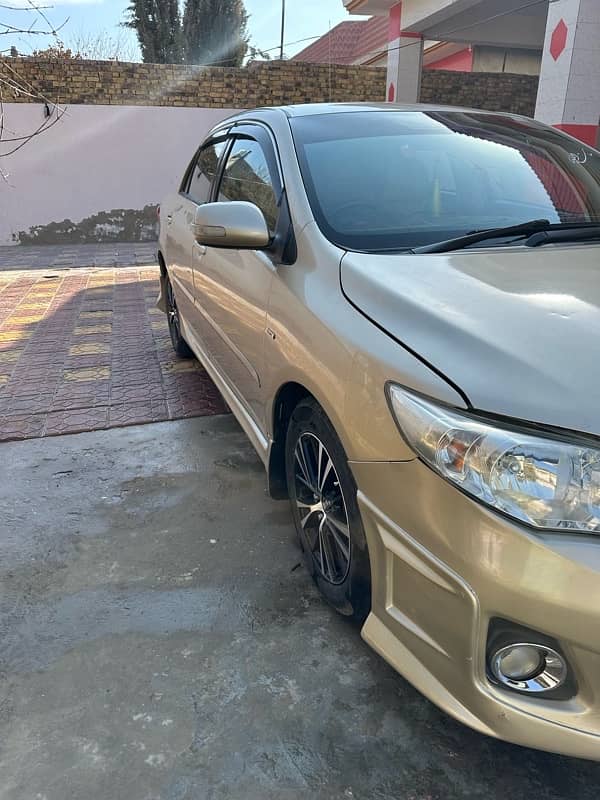 Toyota Corolla Altis 2013 3