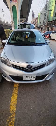 Toyota Vitz 2013