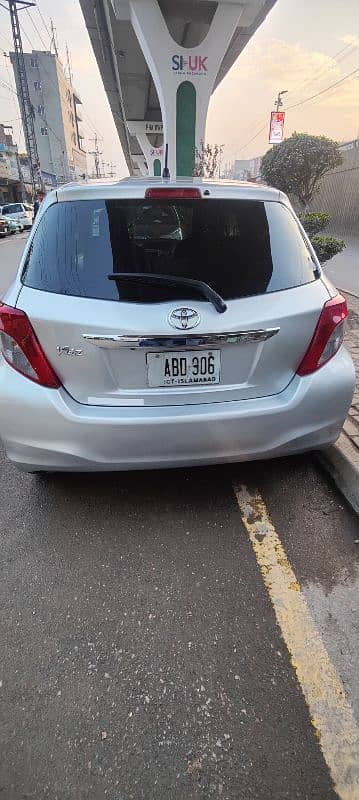 Toyota Vitz 2013 5