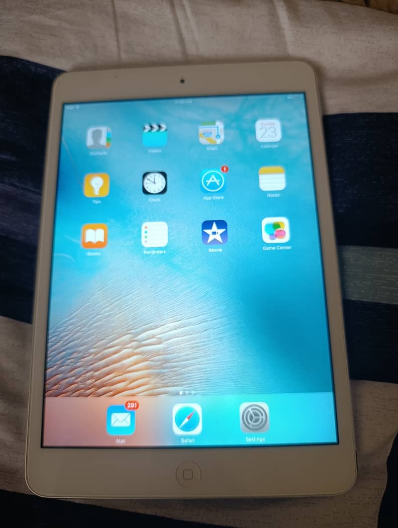 iPad 2nd gen like new 1