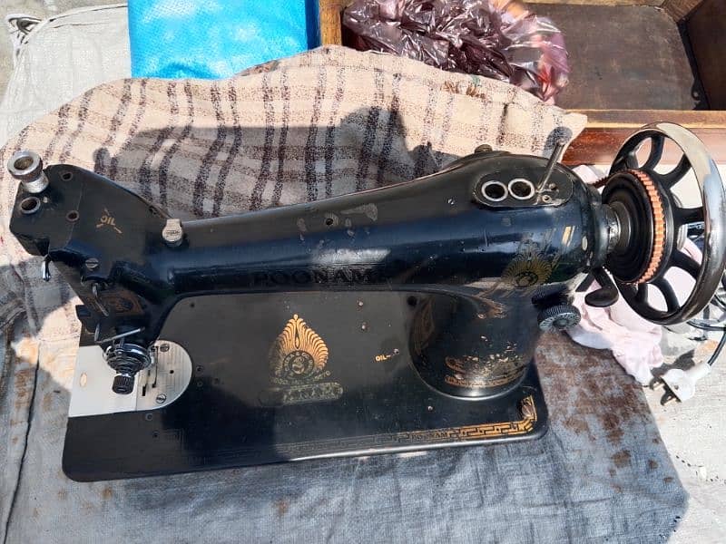 Indian Poonam sewing machine 3