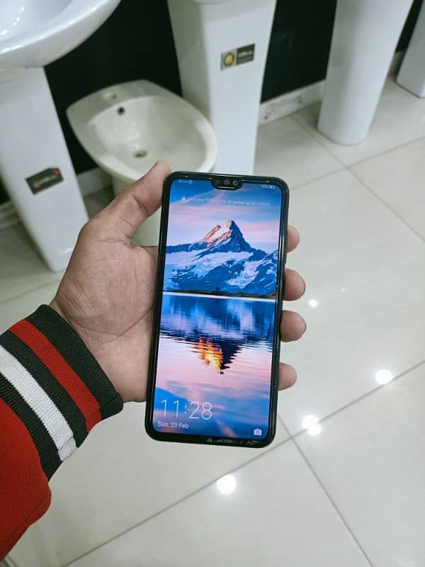 Huawei Honor 8X 4GB Ram 128 GB memory 2