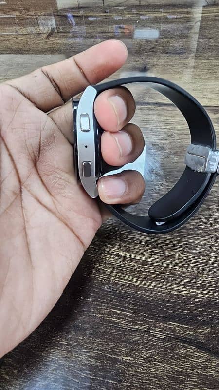 Samsung Galaxy watch 5 40mm 1