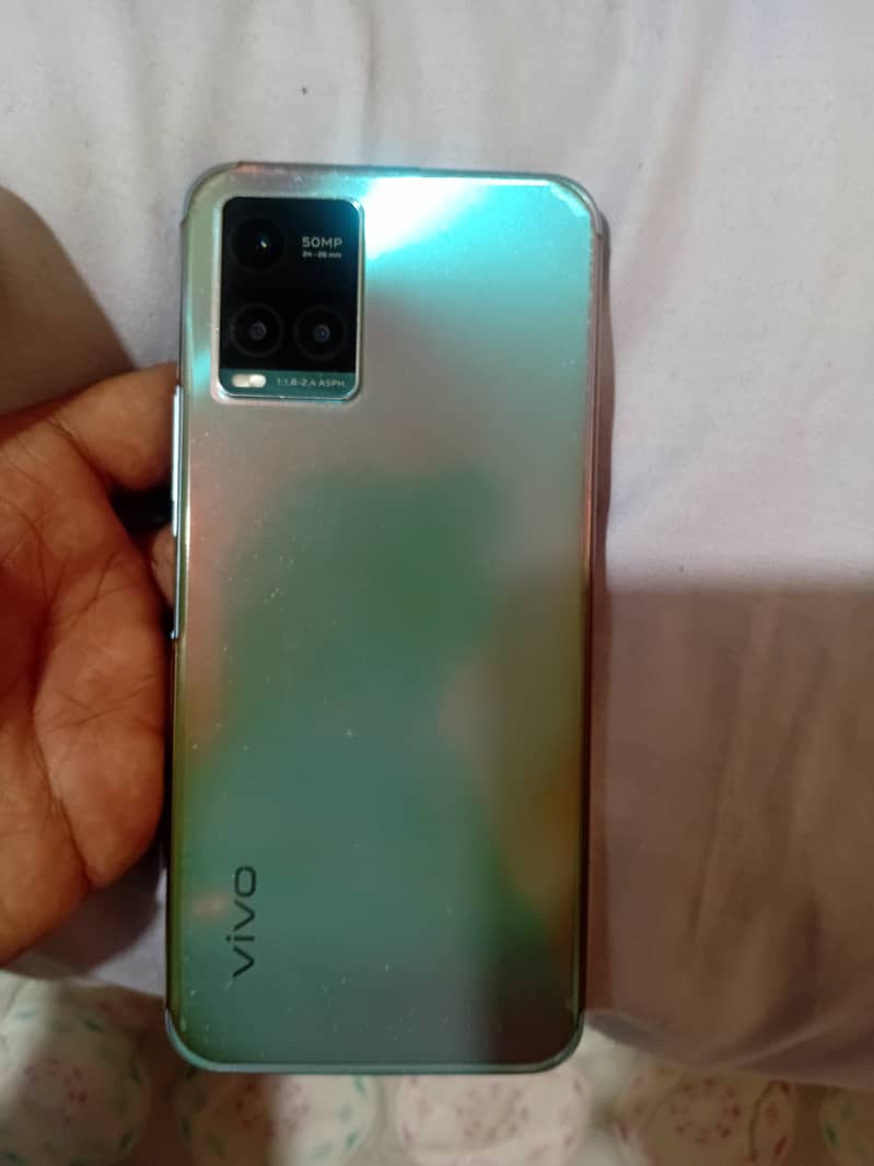 Vivo y33s for sale like brand new with box 2