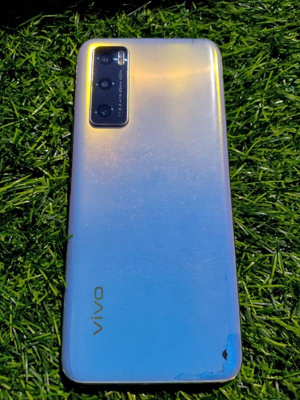 vivo v20 se with box or 33watt charge 4