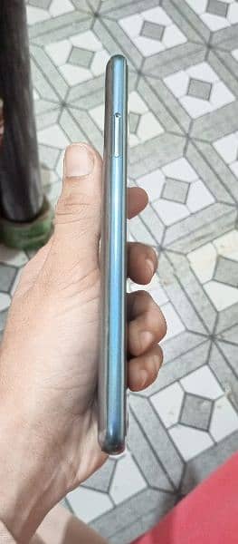 moto e5 plus 3.32gb official pta aproved 4