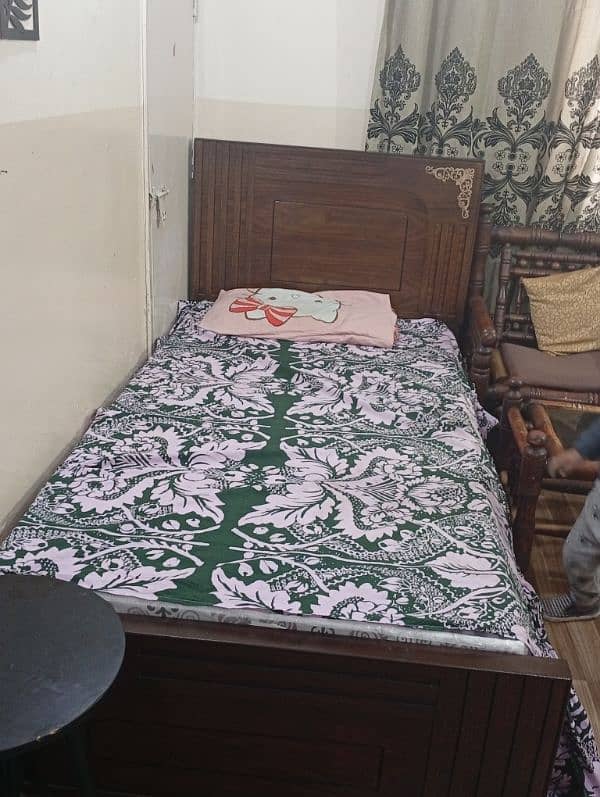 wooden bed for sale with out mattress 0