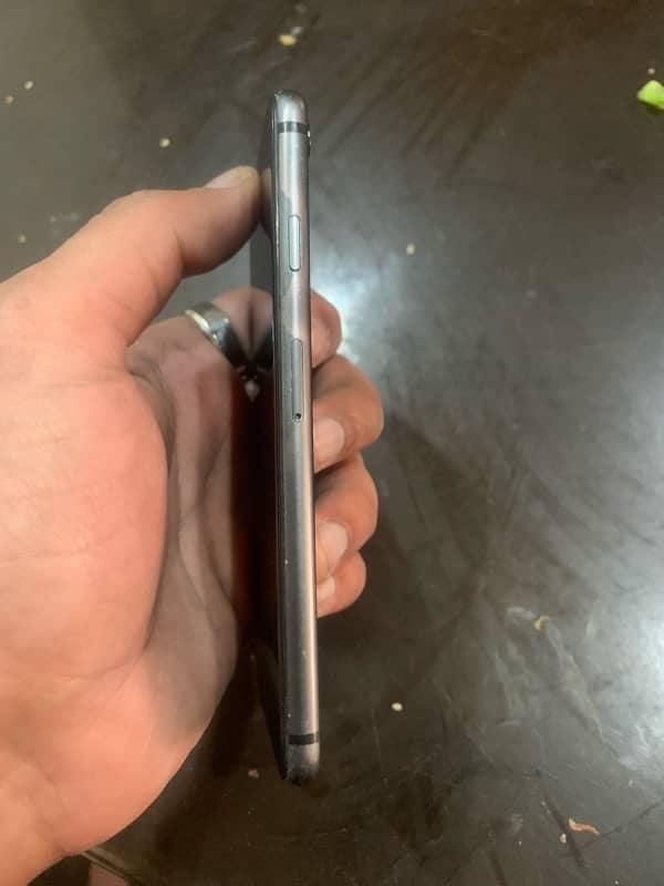 IPHONE 8 64GB PTA 2