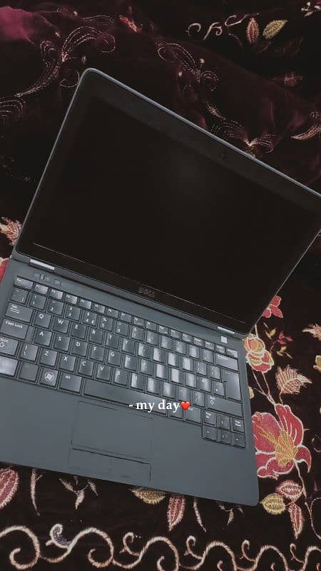 Dell Laptop Core i5 In 9/10 Condition 2