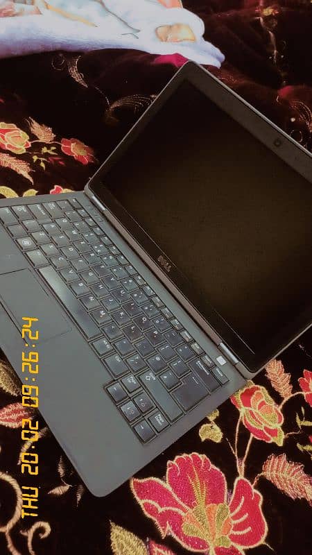 Dell Laptop Core i5 In 9/10 Condition 4