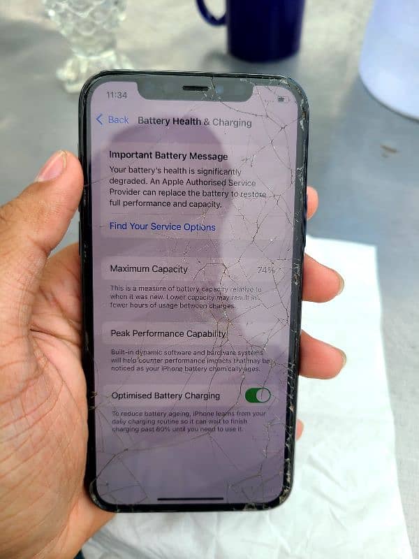 iPhone 11 pro (Screen Broken) 1