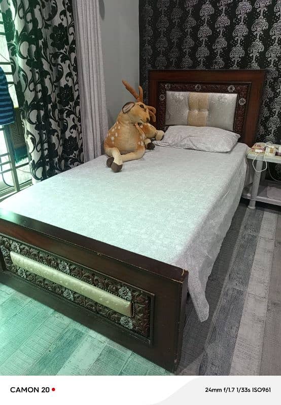 2 Piece Single Wooden Bed 8