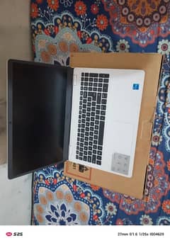 Dell core i5 11 Gen ( 2 to 3 month used}