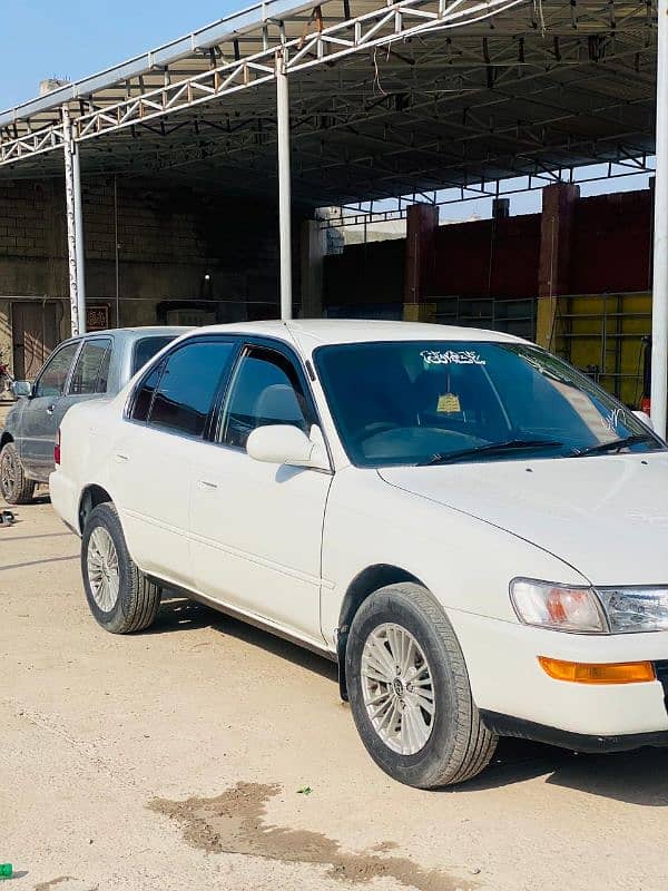 Toyota Corolla XE 1998 3