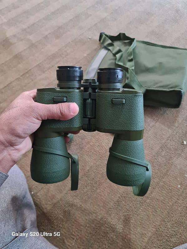 (دوربین ) Binoculars 0