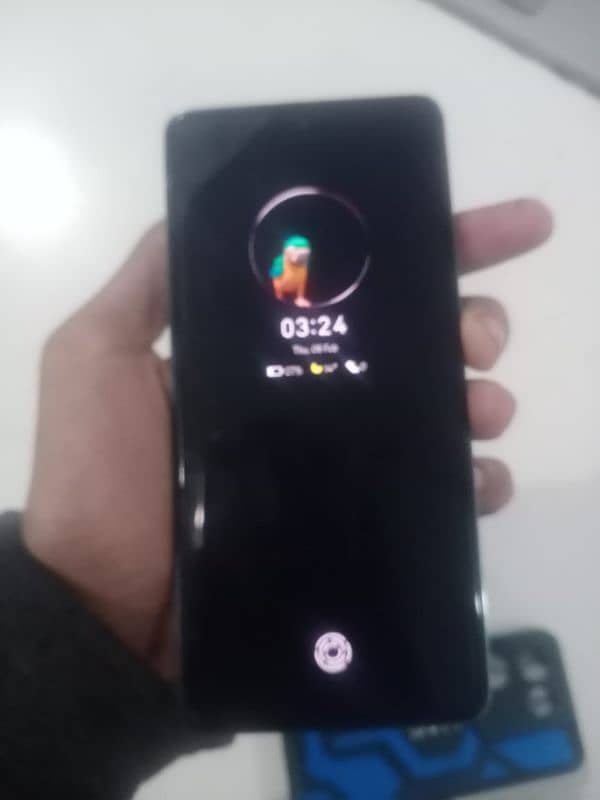 Tecno Camon 20 8+8 256 Amoled 1